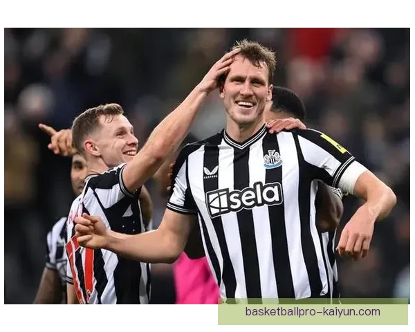 英超朗斯塔夫近期表现稳健，球队竞争力增强引发关注